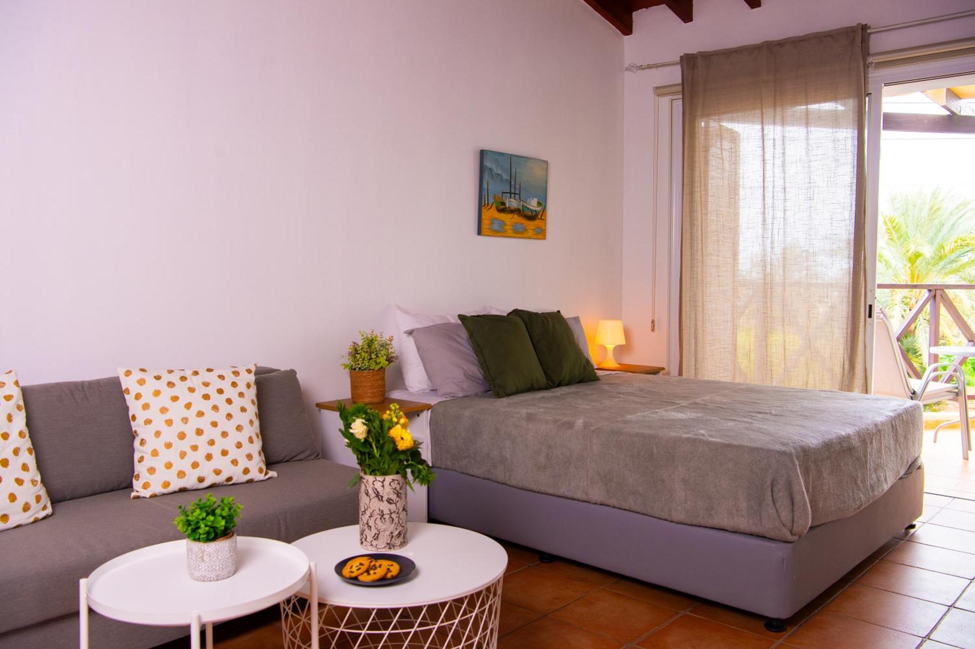 Path Latchi Beachfront Apartments Exterior photo