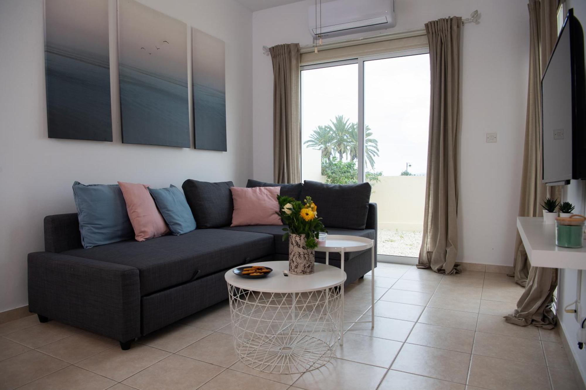 Path Latchi Beachfront Apartments Exterior photo